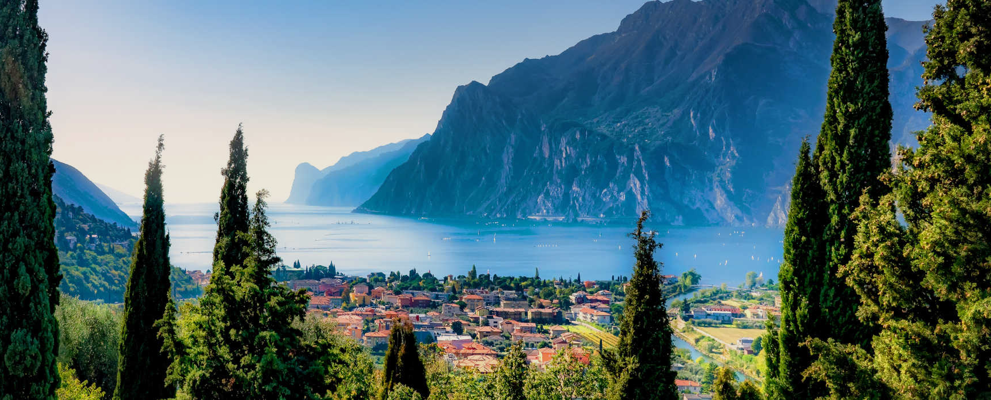 Europe Banner JY (1920 x 700 px).png